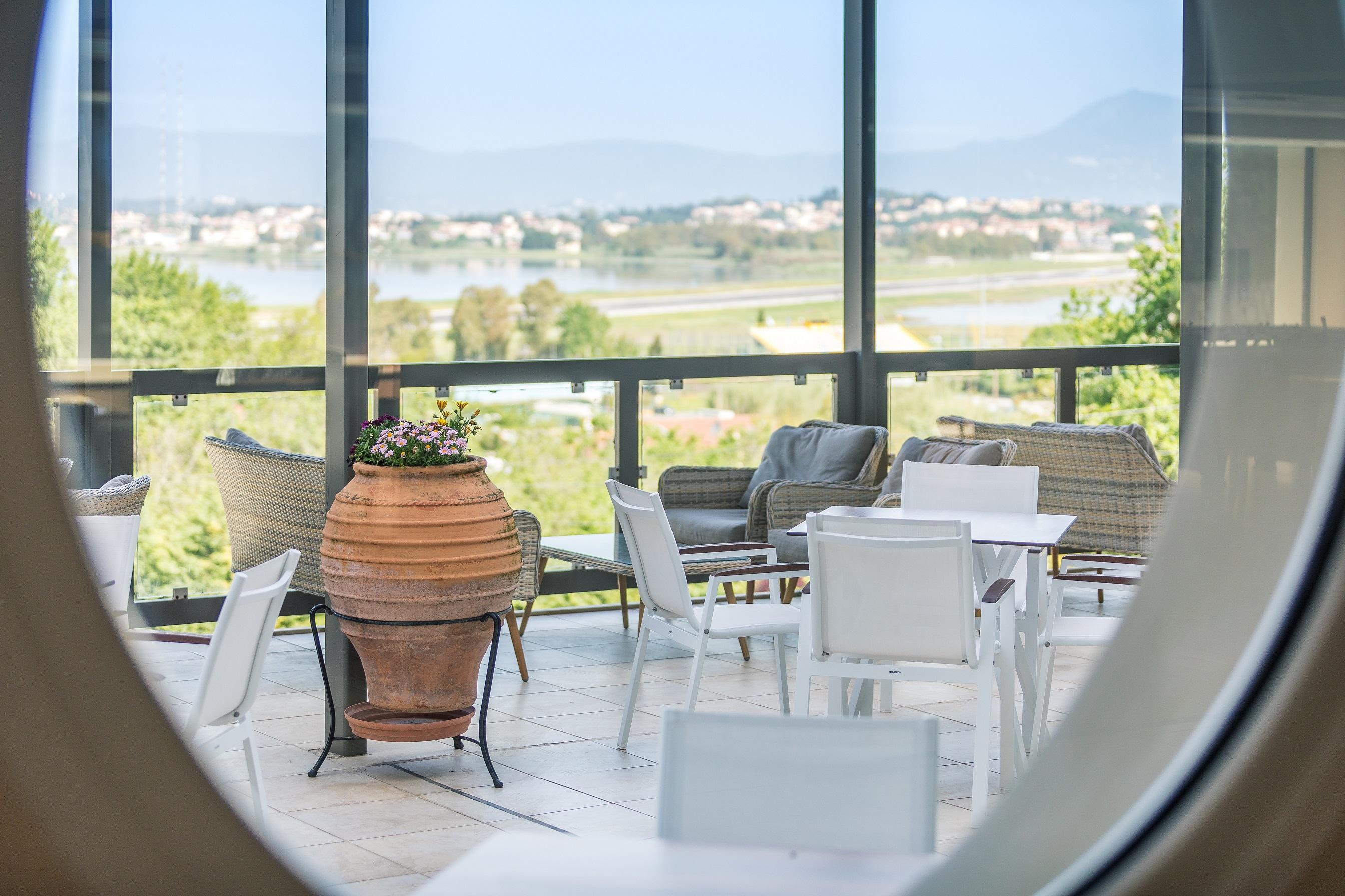Hotel Ariti Grand 4*